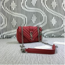 YSL Kleine Umschlagtasche mit Kette Ziegenleder Rot 18cm